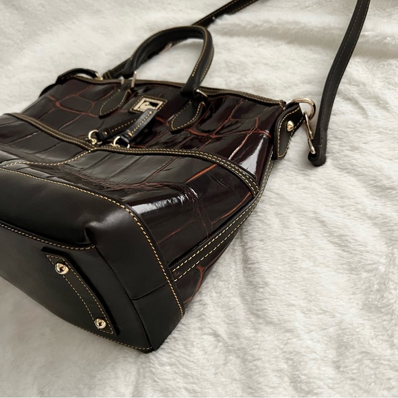 NWOT Dooney & Bourke Croco Satchel Handbag Brown T Moro Biscuit - Picture 7 of 11
